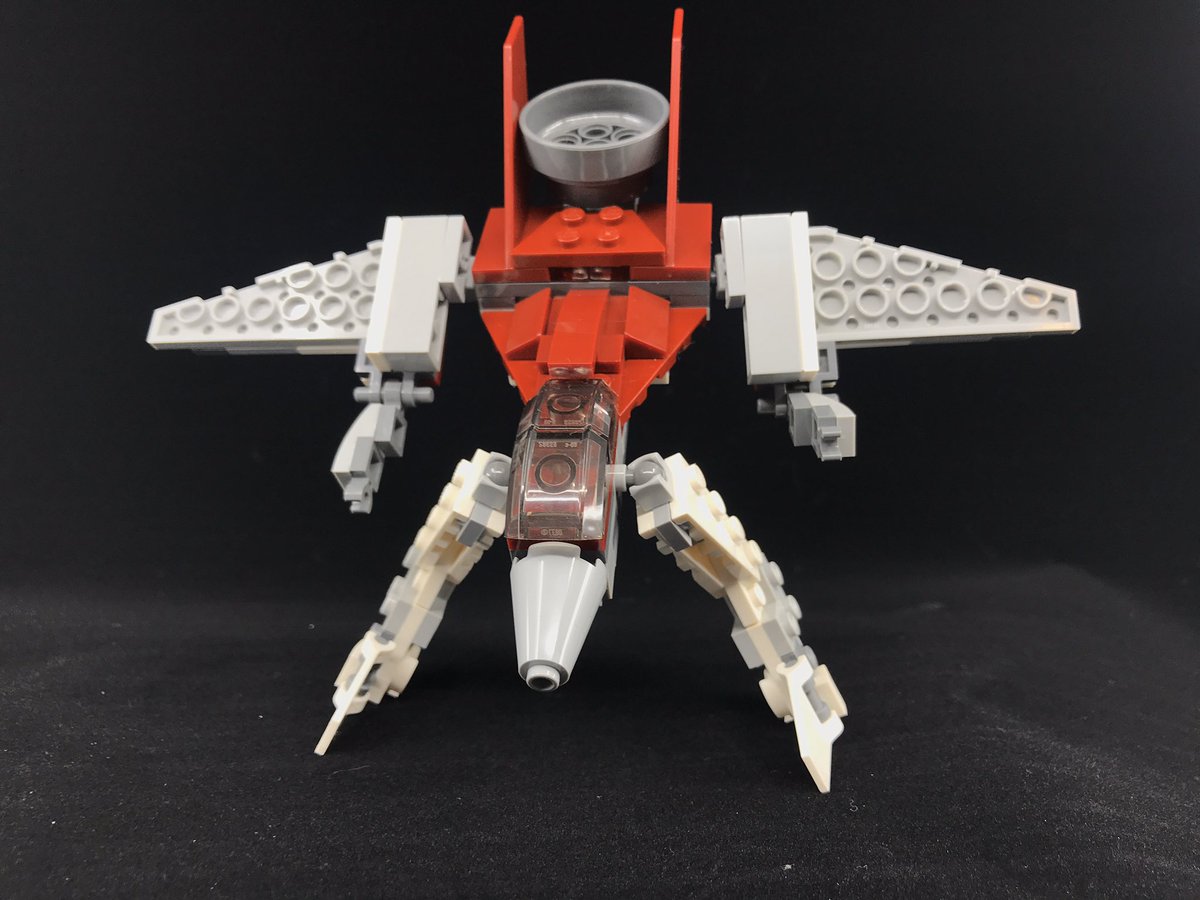 wallacechow2005's tweet photo. Hey! Here is my latest creation mech. It is an alternative design of Lego set 31086. It’s quite challenging to build a Macross as the number of parts is only 157 and not many joints parts. Finally I did it. Hope you all like my creation.
#legomech
#legomoc
#macross
#afol #lego https://t.co/0XX19gKFv2