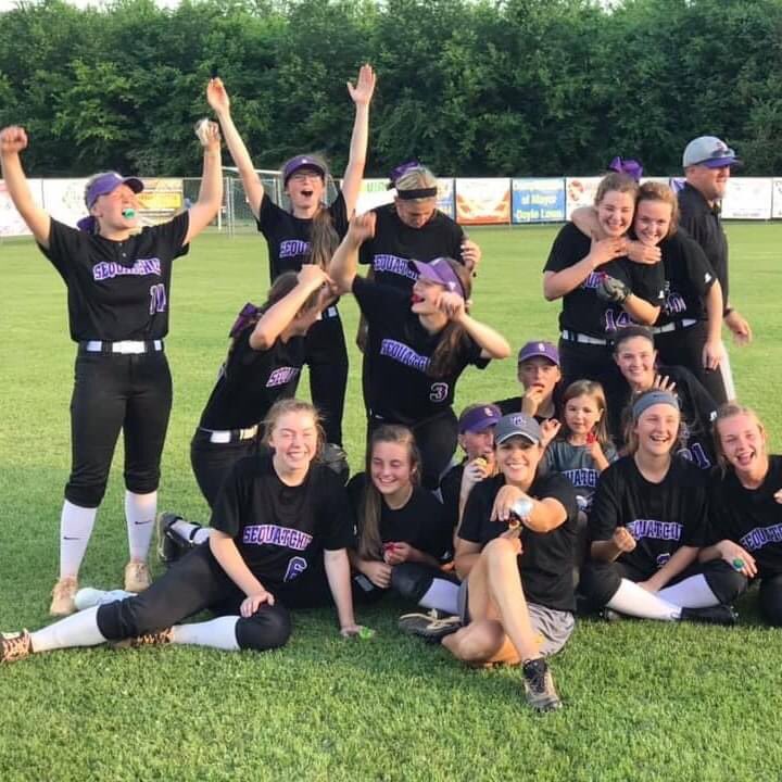 LongsonPeyton's tweet photo. I have never been so emotional. No one can truly describe the pain we as seniors feel to not get our last season, this is more than a heartbreak to me. https://t.co/zdWahKozAc