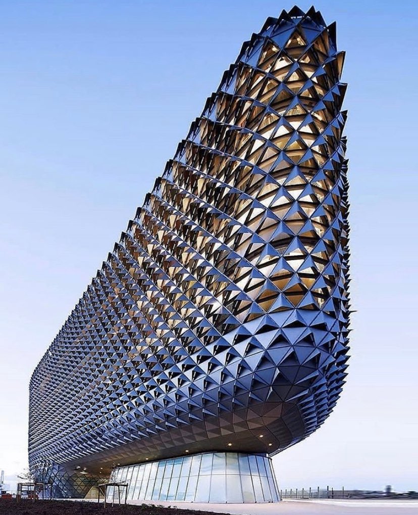 DesignStunning's tweet photo. The creative mind I was talking about 😏...@woodsdagot 👌 #architecture #modernarchitecture #design #interiordesign #interiorismo #interiors #architect #realestate #realtor #modernbuilding #contemporary #contemporarybuilding #miami #fortlauderdale #palmbeach #westpalmbeach #art https://t.co/QSeotZXNjt