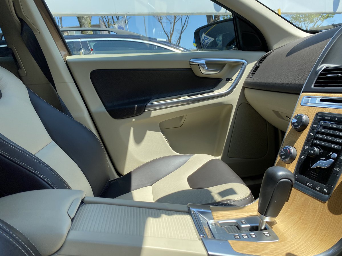 ボルボ専門店 ドクターv 希少 人気カラー ボルボ Xc60 T5 12年式 テラブロンズm ドクターv Doctorv ボルボ専門店 中古車販売 神奈川 相模原 輸入車 旧車 ボルボ Volvo Volvoxc60 ボルボxc60 ボルボxc60t5 ボルボ240 Volvo240