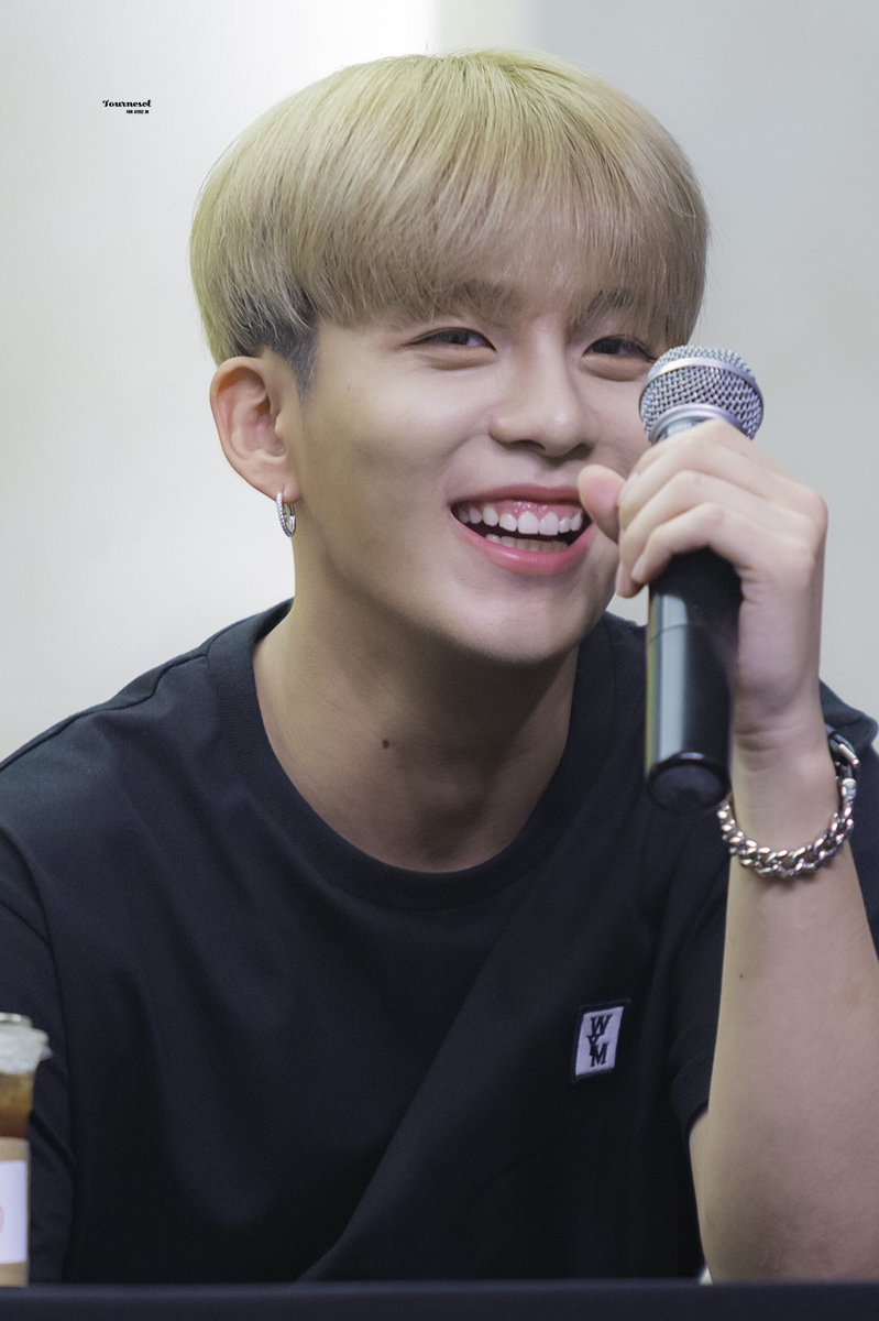 Jongho as KryptonHe's like the filling gas to evryone, when u're down he can be the one who can light u up by his smile & laugh. Once u hear his pwrful voice it can be the cs of the lack of oxygen to evryone since its poisonous deadly but it can take away ur heart as well.