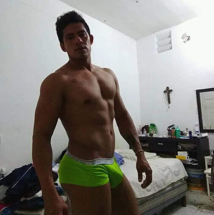 ReencarnadoVhsa's tweet photo. Estaré próxima a subir fotos de muchos chicos heteros, casados, mayates de villahermosa y de otros municipios😈🍆🍆🍆🍆🍆
💥Que Arda todo Tabasco💥 Siganme para que les llegue toda la información ✌🏼😈🍆💦💦 https://t.co/OFOavwdqAV