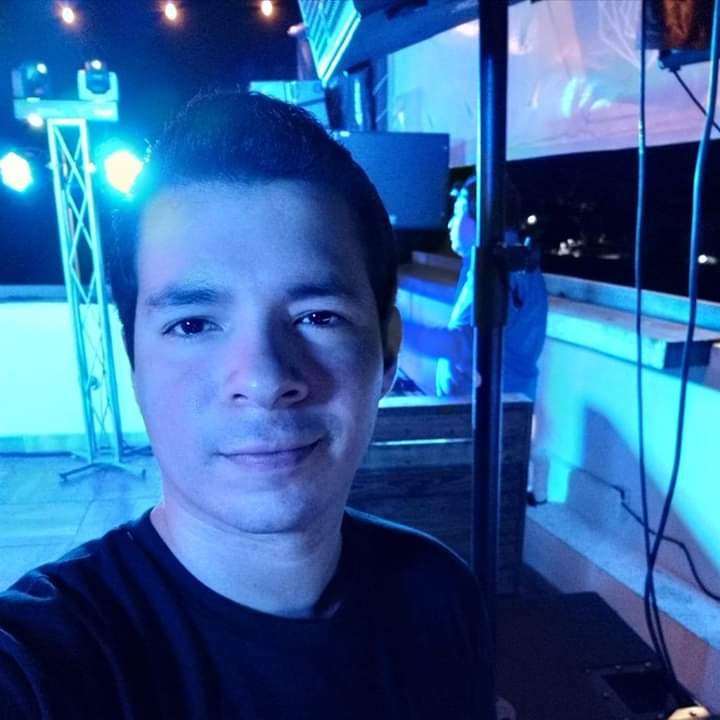 ReencarnadoVhsa's tweet photo. Estaré próxima a subir fotos de muchos chicos heteros, casados, mayates de villahermosa y de otros municipios😈🍆🍆🍆🍆🍆
💥Que Arda todo Tabasco💥 Siganme para que les llegue toda la información ✌🏼😈🍆💦💦 https://t.co/OFOavwdqAV