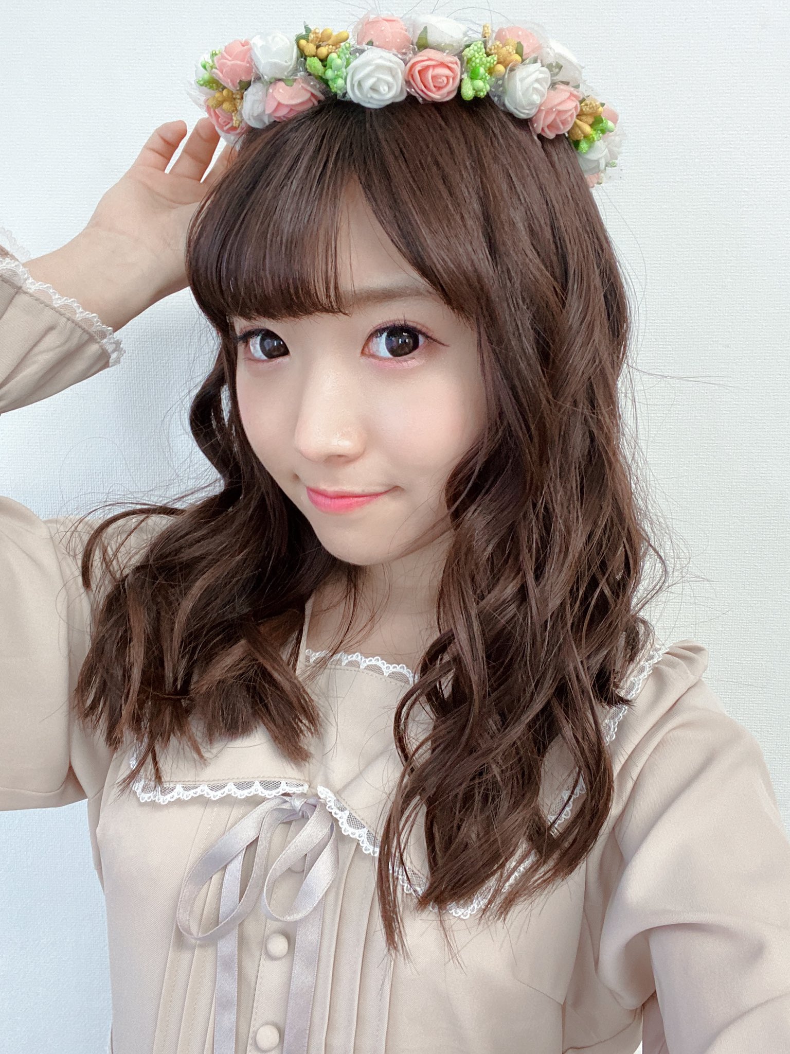 赤尾ひかる ふわふわなヘアスタイルで 春 にピッタリな写真を 撮って頂きました 本日発売 Voicechannel Vol 11 ぜひ 見てみてくださいね Vc ボイチャン T Co Tzspfrou0z Twitter