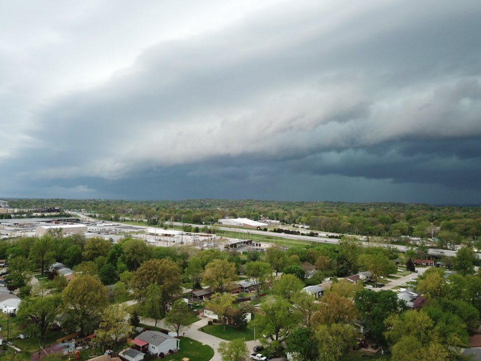 JuanEP19's tweet photo. @MeghanDanahey I-270 and Dorsett Rd 10 mins ago https://t.co/EAcE7oHV3n