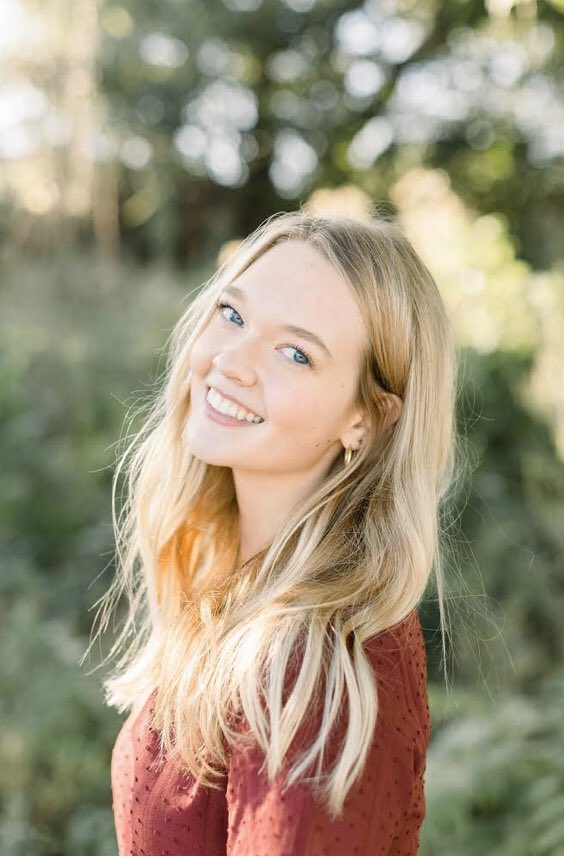 Troy_HS's tweet image. THS Senior Social Media Spotlight 

Elena Schroeder

Volleyball, Track, ASL Club, Science Club, Junior Cabinet, National Honor Society, Teen Leadership Troy, Reading Buddies, Younglife, volunteers at City Church Dayton 

Will attend Arizona State University for Interior Design