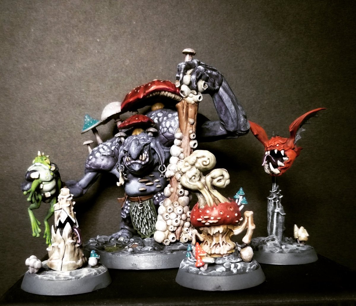 Banda de #nightvault terminada, ya #mollogsmob puede pasearse por mis tableros de #warhammerunderworlds. #paintingminiatures #hobby #gameswhorkshop