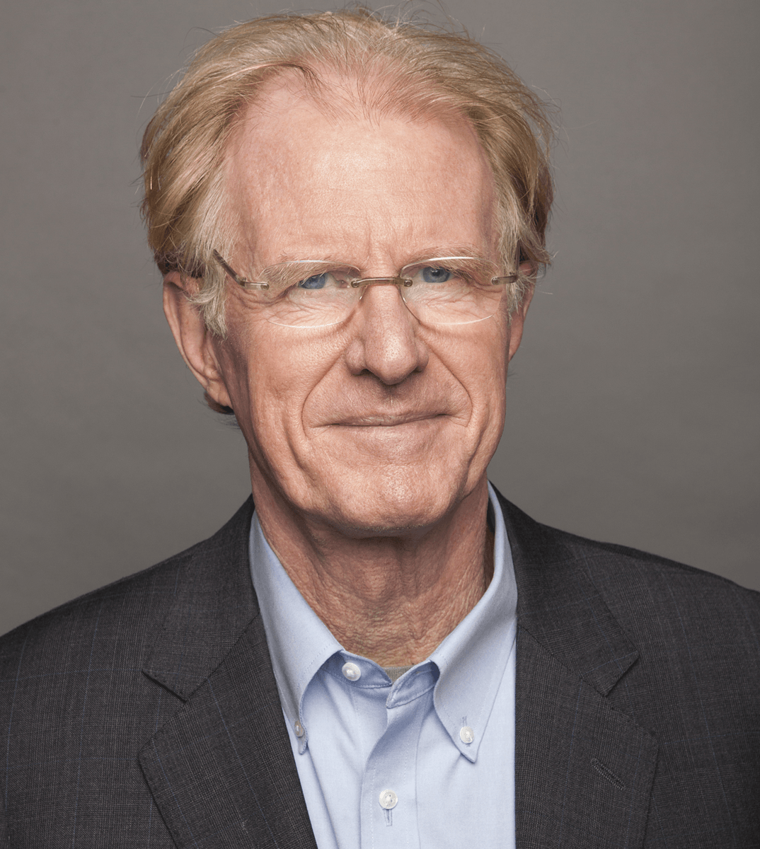 outsidelongbox's tweet photo. On the line with the hilarious @EdBegleyJr! Talking to him about @hulu #FutureMan, the @ABC #BlessThisMess, and his environmental projects!
#comingsoon #interviewepisode #upcominginterview #upcoming #Hulu #ABC #BlessThisMess #BegleyLiving #TOTLB #outsidelongbox #podernfamily https://t.co/1oXjGYCtvh