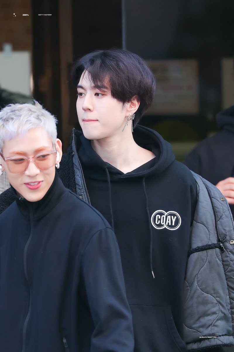yugbampics's tweet photo. ♡ #yugbam ♡ https://t.co/Mi3x0vu5v0
