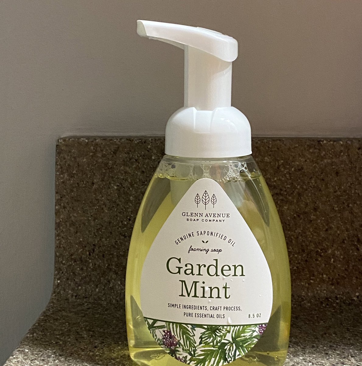 bapettit's tweet photo. Everyone needs soap! Glenn Avenue Soap is a great local company and they are open for pick up! https://t.co/rBK0BgZox0 https://t.co/HrTsarBnNe