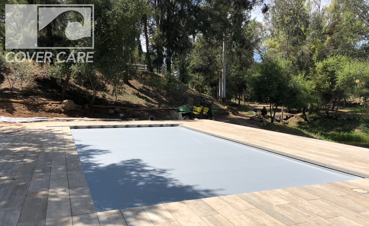 CoverCareLLC's tweet image. From general maintenance to new installation, we do it all when it comes to automatic pool covers! #covercare #covercarellc #safetycovers #automaticpoolcovers