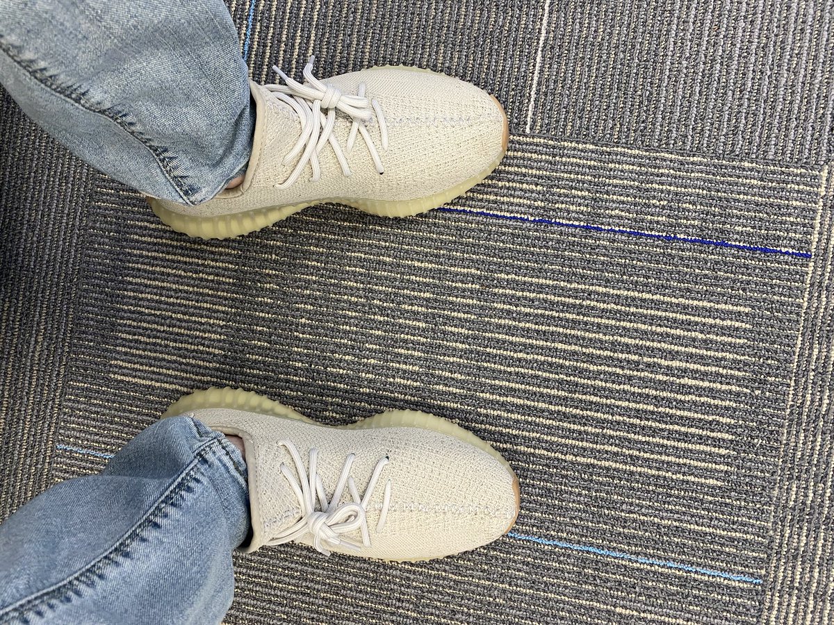 ATT_VBShoreDr's tweet photo. Walking into iPhone launch weekend! #RegulatorPride #SpiritWeek #ProTelPride #FootworkFriday https://t.co/hB2vV1ugvf
