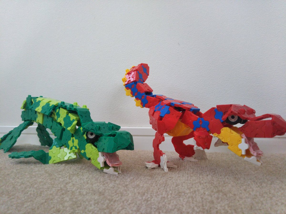 なな 約200記事のさすらいブロガー A Twitter 子どもか作ったモササウルスとティラノサウルス モササウルスは恐竜超世界のジーナから 恐竜 Laq