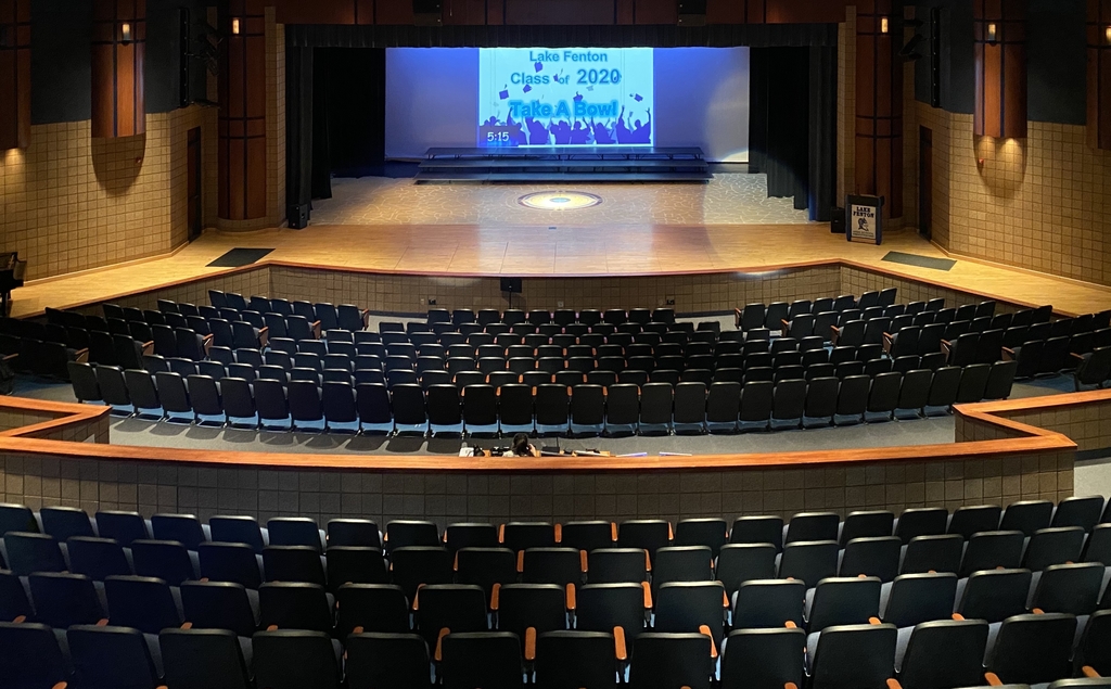 Lake Fenton Schools tweet media