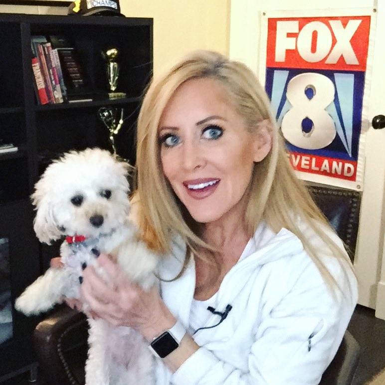 BethHMcLeod's tweet photo. She just refuses to stop giving me kisses!!! #lookatthecamera #rescuedog #makeupcheck see you @fox8news https://t.co/WkNGakmdwU