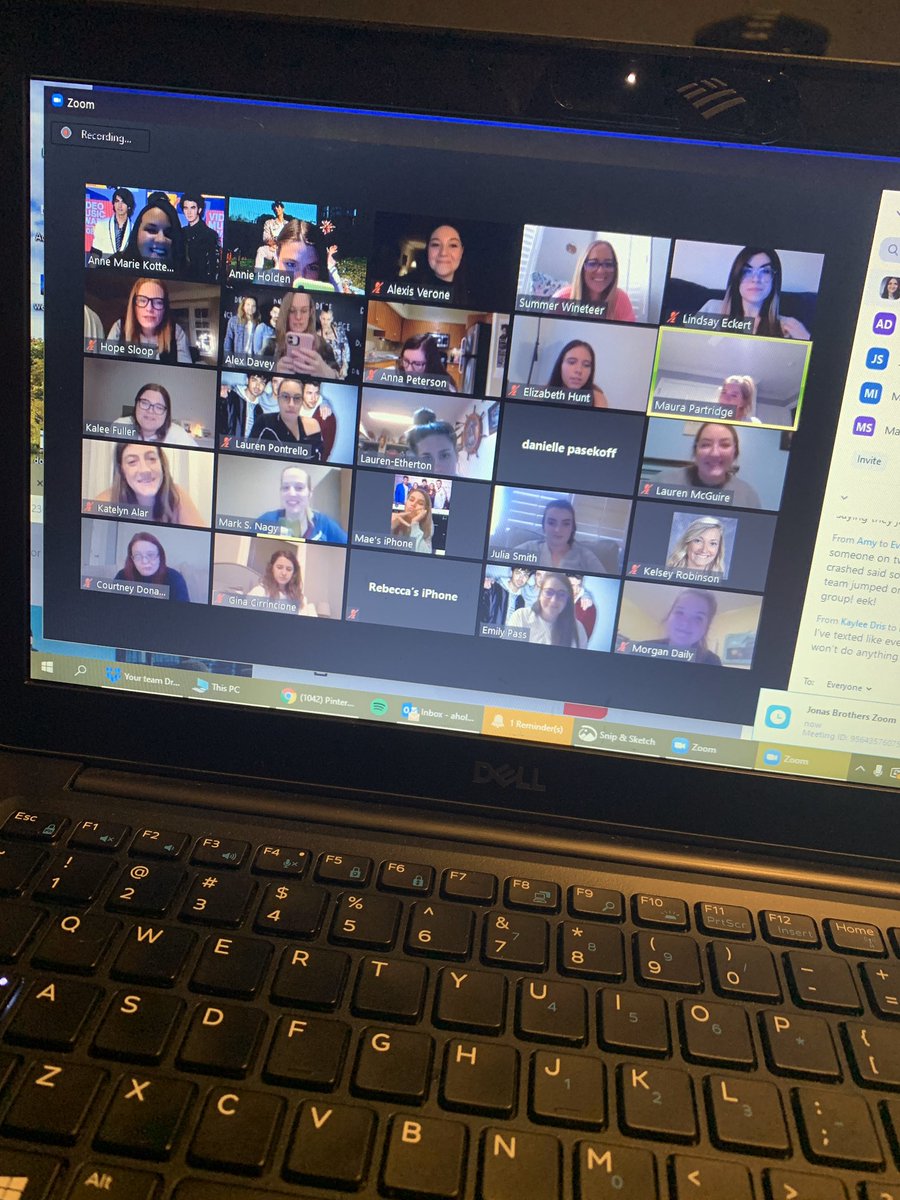 aholdz's tweet photo. Hey @jonasbrothers we have 120 people waiting for you! Join us! Zoom ID: 956 4357 6075 #JonasWatchParty https://t.co/8ArcBzAFP0