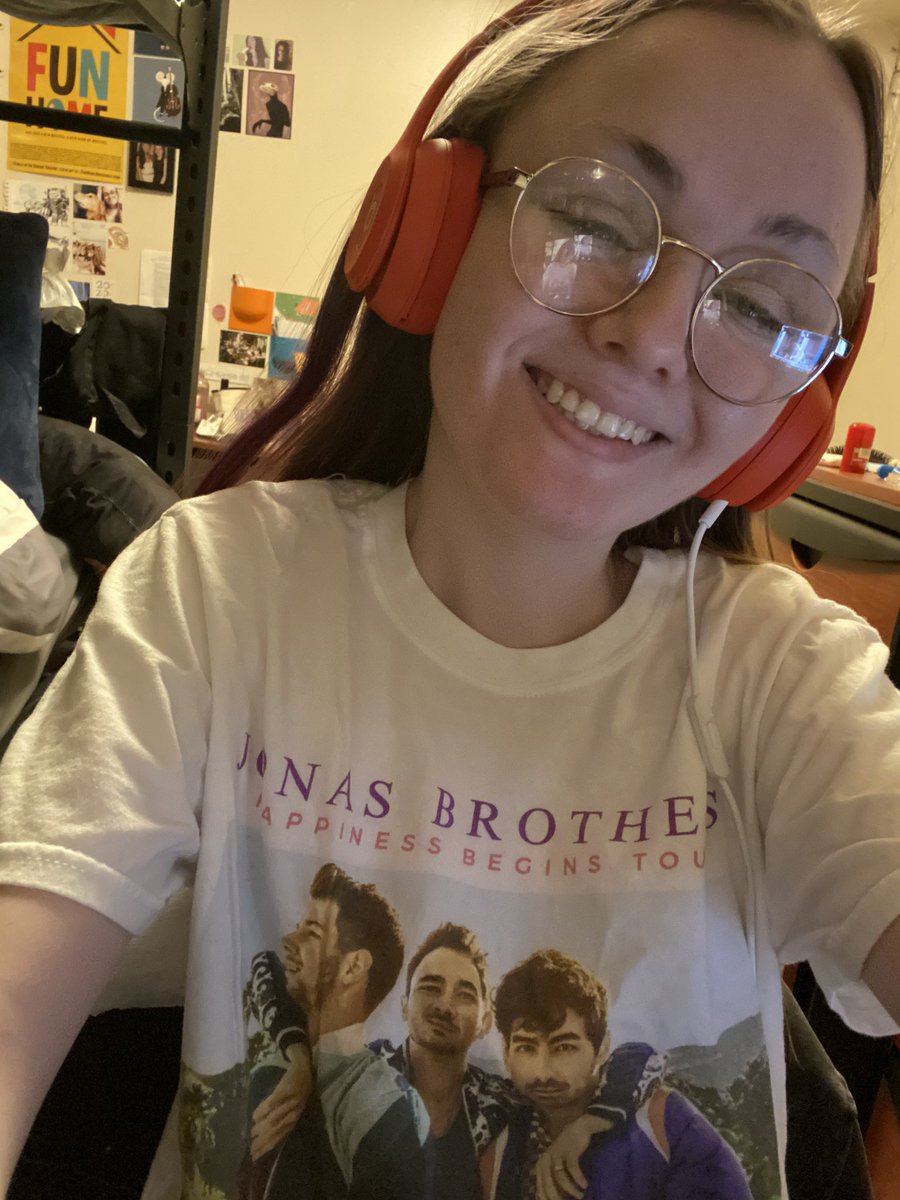 brighteryork's tweet photo. WEโRE READYYY @jonasbrothers #JonasLivestream #JonasWatchParty
https://t.co/hZvQsD8bFt
Meeting ID: 433 600 4200 https://t.co/1exqwyjcJE