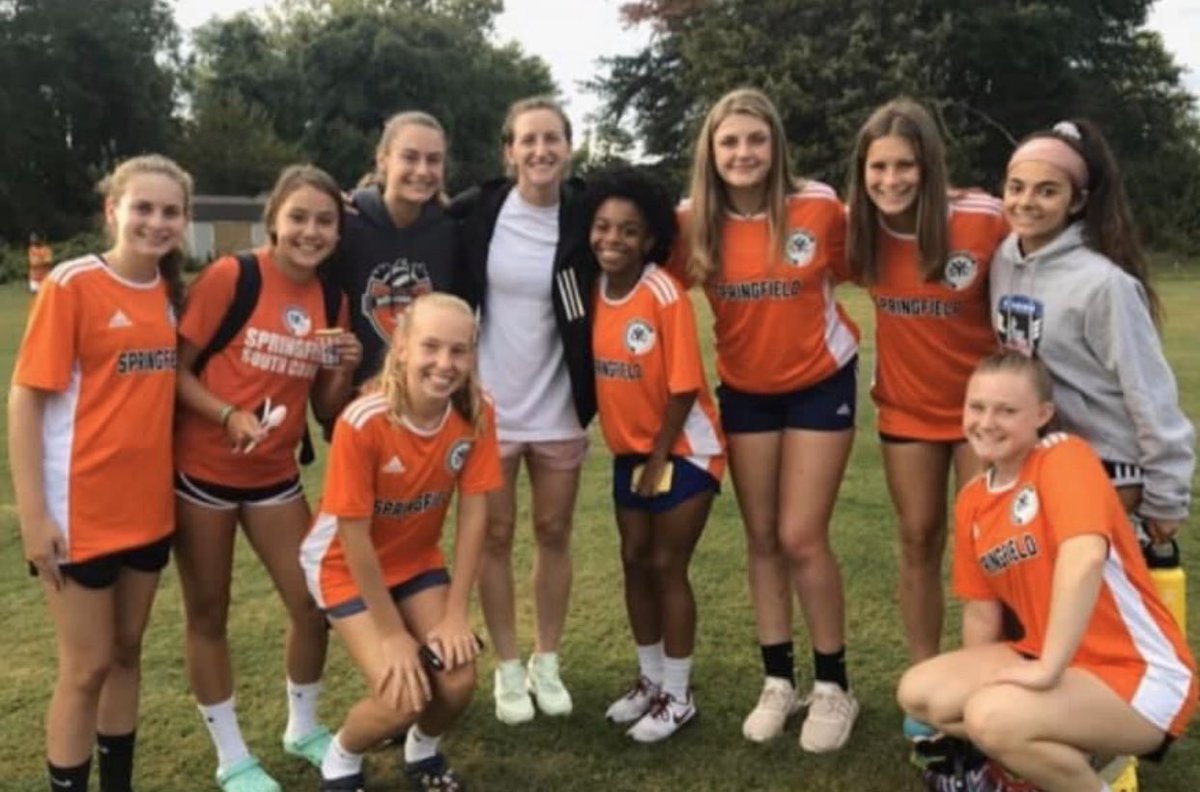 SYCSoccer's tweet photo. 💥We are EXCITED to welcome back local standout @sunshine_sully to our Virtual Player Ed. for a Q & A session on 4/29th at 6PM!
✅ @soco_gsoc Alumni
✅USWNT player
✅current @WashSpirit
✅National Player of the Year
✅#1 Overall Draft Pick
#SYCAtHome #WeAreSpringfield 🟠🔵 https://t.co/9xTLzLXWZD