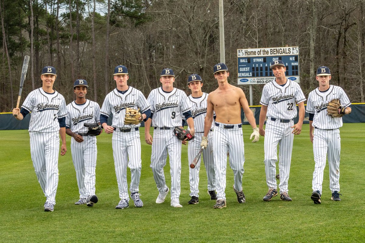 BaseballBengals's tweet photo. Tonight would have been the last regular season home game for these 8 seniors. Below are some words from Coach Faulkner about this special group of young men https://t.co/bxRwCBVR3U