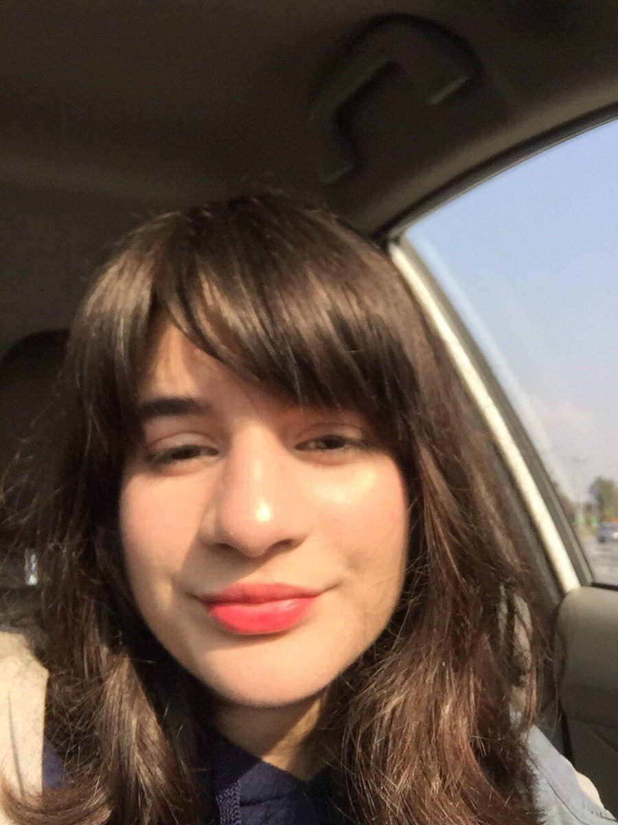 went 4 lunch w my mom to a new place that had opened >:) the food was SOOO GOOD and u can’t see here but my bangs were pullin some rory gilmore shit
