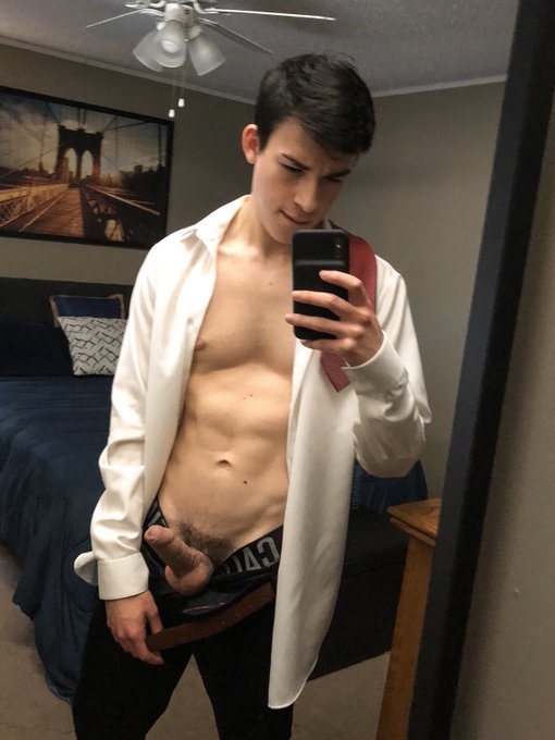 Let&rsquo;s get down to business https://t.co/0nWqrHFAdi