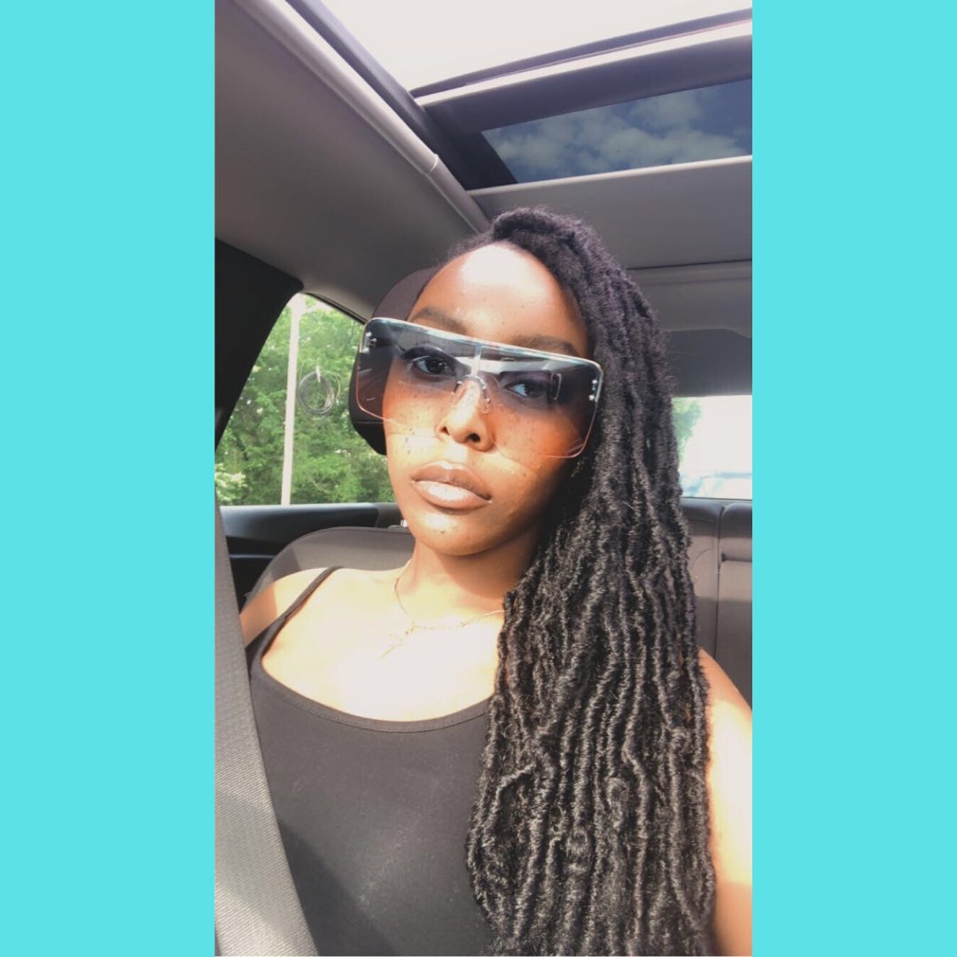 Here is a thread of sunglasses from my business! Shop @/lyssasoshadey on Instagram!
