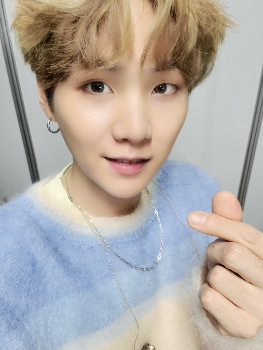 Thread of Yoongi smiling: