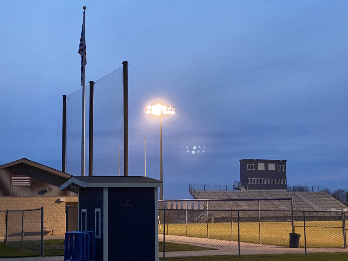 Go_LCHS_Eagles's tweet photo. Lakes Community High School is a special place. Our staff, students and community will continue to stay strong through these tough times.  Our lights are a celebration of the class of 2020 and all of the amazing people at Lakes! They will stay on every Friday, until we return! https://t.co/vB0AS5HcEE