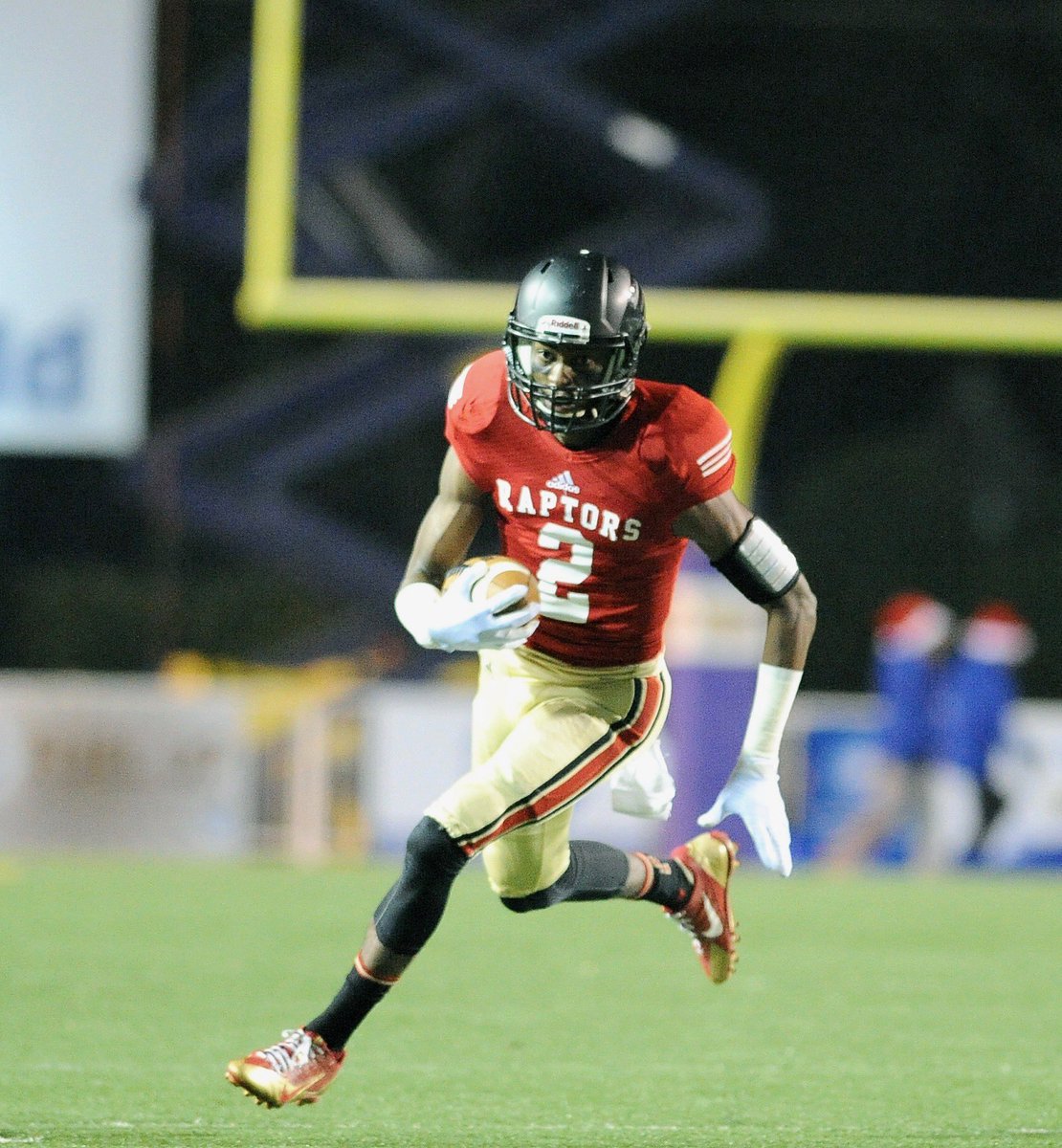 wcsRHSfootball's tweet photo. Congrats to the 57th overall pick of the 2020 NFL Draft, former @RavenwoodFB great, @VanJefferson12!!! Off to Hollywood! #BeTheTradition Photo Credit: @ActionPixTN https://t.co/cNA7CTMCln