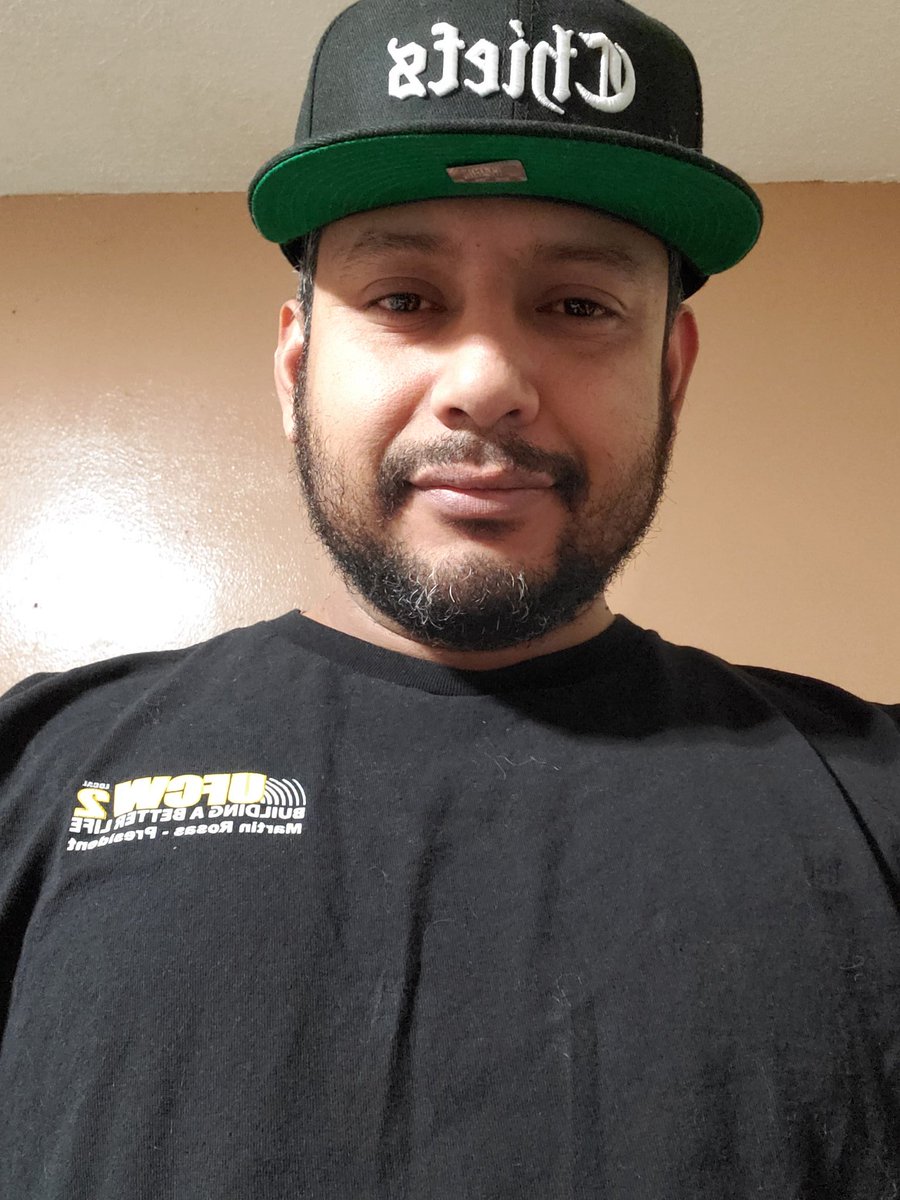 agonzalez240's tweet photo. #UFCWLOCAL2 #BuildingABetterLife #aypaquevayanydigan #Smithfieldfoods  #Wichita #Kansas #ThankAFoodworker #UFCW #EssentialWorker https://t.co/2Qp3KVMMUS