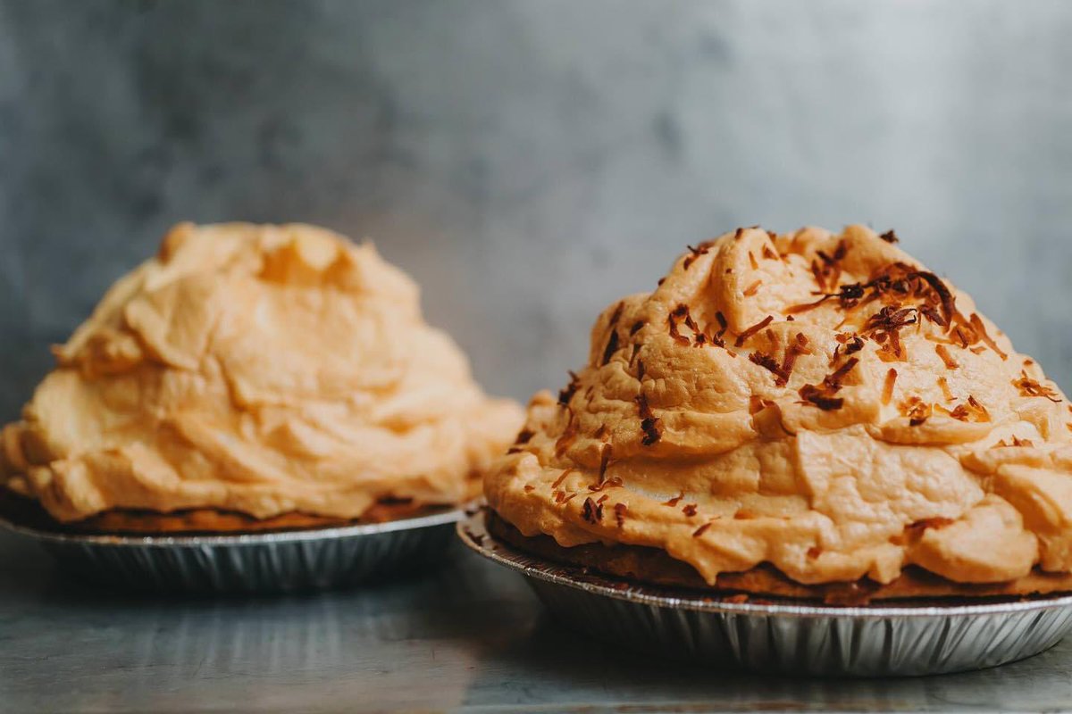 TheFarmhouseVan's tweet photo. We’re pretty sure it’s a proven fact that pie makes you feel better about staying home. Stop by The Farmhouse and grab yours for the weekend. Just doing our part to make staying home a little sweeter. #pie https://t.co/4l7Fi8tX6H