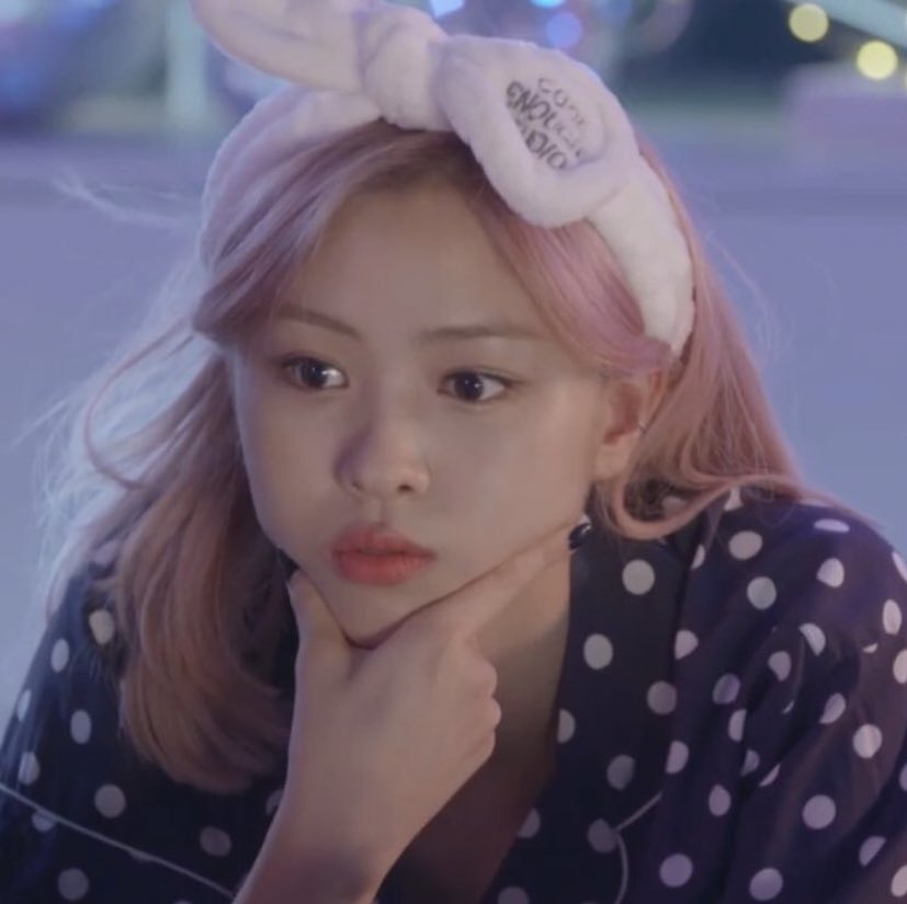 get in my pocket Rn!! #류진