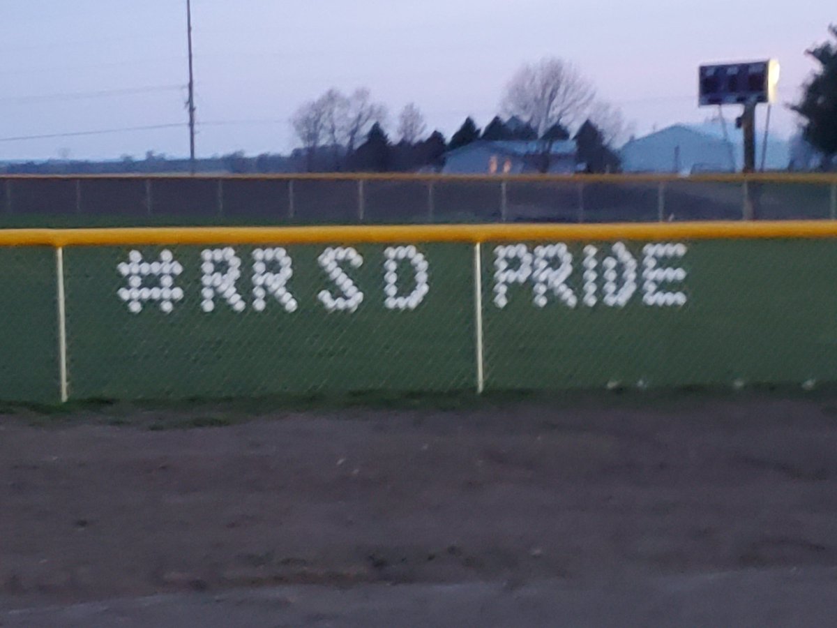 WadeWinkers's tweet photo. River Ridge honoring all 2020 students.  Especially our spring student-athletes after the news this week. #RRSDPRIDE #BeTheLightWI @wissportsnet https://t.co/IvsucVmQSZ