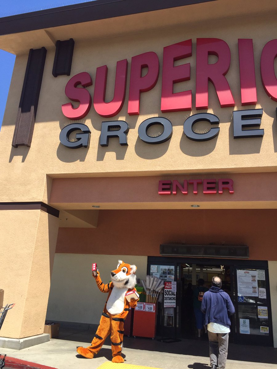 AnaheimHope's tweet photo. From your pictures to our essential workers. Tigers are making a difference #deliveryday #jimmyjohns #tigersgivingback #saythanksspreadhope https://t.co/72eJpmopuX