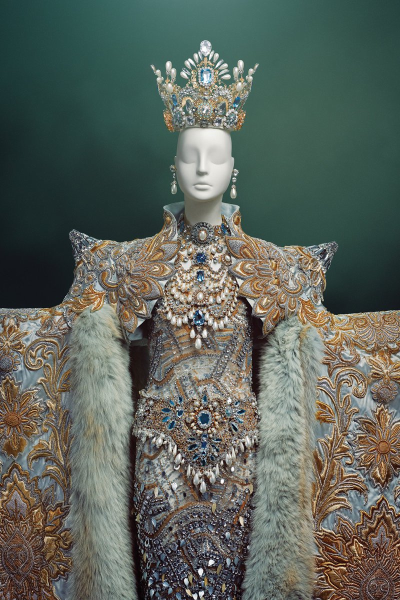 A THREAD: guo pei & why she reigns superior—history & archives