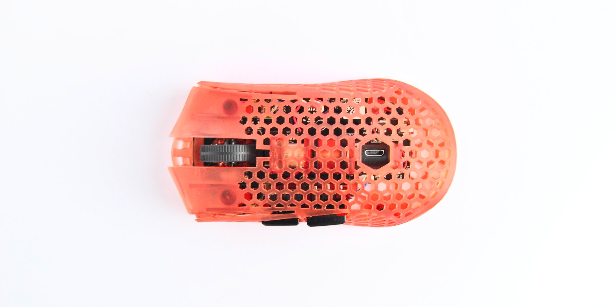 Piranha Mouse Mods Ultralight 2 Wireless In Red Piranha Mouse Mods Ultralight 2 Wireless In Red