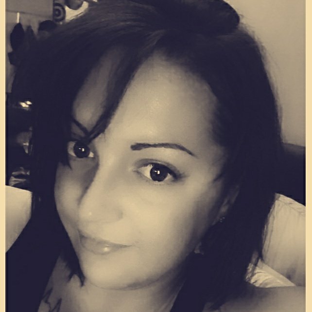 vikkie69's tweet photo. #NewProfilePic https://t.co/CeHw8Kmx3e