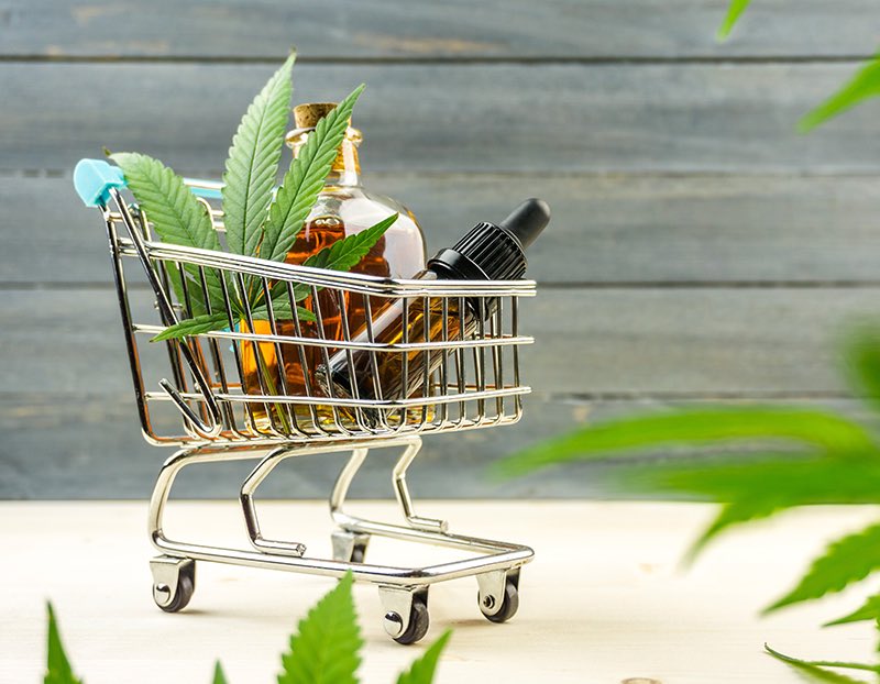 Shot out to our new members at <a href="/CannaCabana_/">Canna Cabana</a> in #Hamilton who overwhelmingly voted Yes to join <a href="/UFCW175633/">UFCW Locals 175 & 633</a> It was a great experience to Organize with these incredible people. Welcome to our family!  More info: bit.ly/3539lhH
#CannabisCommunity #cannabisculture #canlab