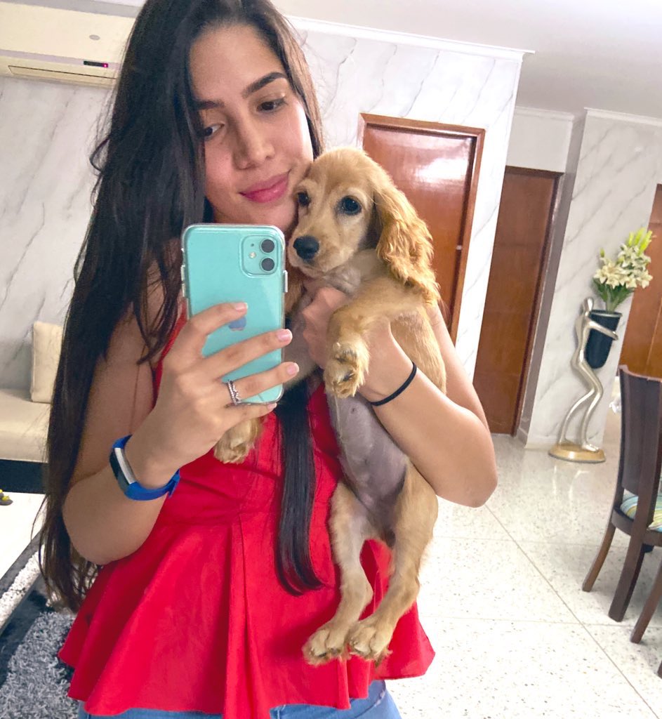 valentynaochoa's tweet photo. 4Meses/5Meses/6Meses/10Meses, a ella quien le dio permiso de crecer 😭😔 https://t.co/ZkuaQjq4O3