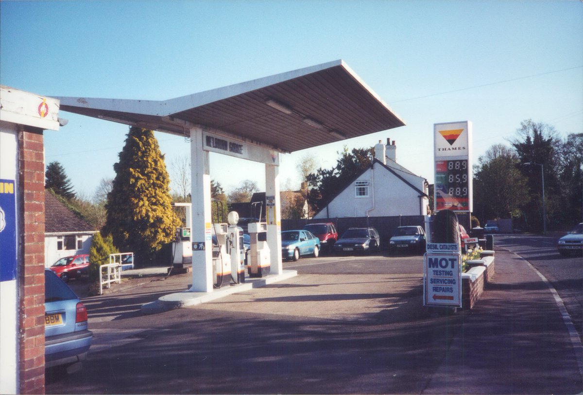 Day 124 of  #petrolstationsThamesMelbourn Garage, Cambs 2002  https://www.flickr.com/photos/danlockton/16082720300/  https://www.flickr.com/photos/danlockton/16244159606/  https://www.flickr.com/photos/danlockton/16082557728/Thames was chaired by radiation biologist Professor Patricia Lindop, one of the organisers of the Pugwash Conferences  https://en.wikipedia.org/wiki/Patricia_Lindop