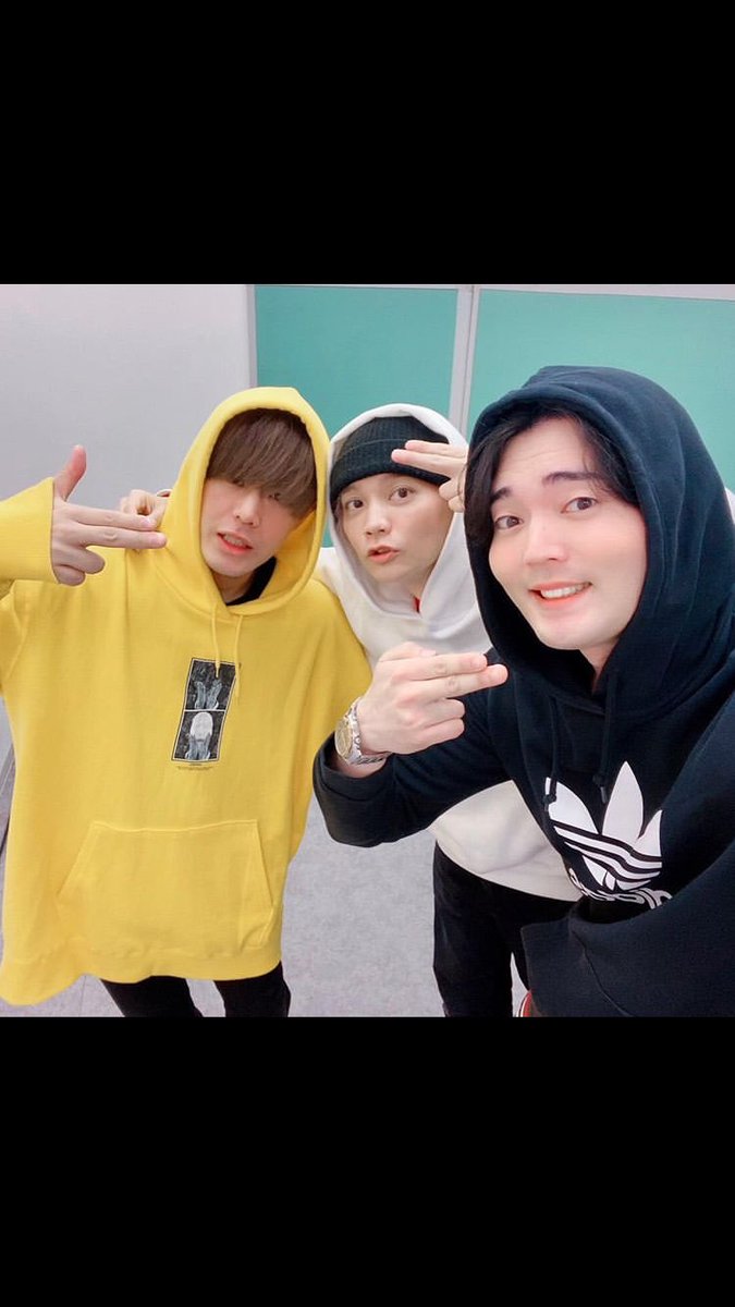 コロ ө お母さんと話してて声優さんの写真を見せてたのね そしたら この人ぺこぱのしゅんぺいに似てる っていって 確かに似てたんだよね 誰か一緒の人おらん 言われてみれば って感じよね 批判あったらすいません 駒田航 しゅん コロ ө お母さんと話してて声優さんの写真を見せてたのね そしたら この人ぺこぱのしゅんぺいに似てる っていって 確かに似てたんだよね 誰か一緒の人おらん 言われてみれば って感じよね 批判あったらすいません 駒田航 しゅん