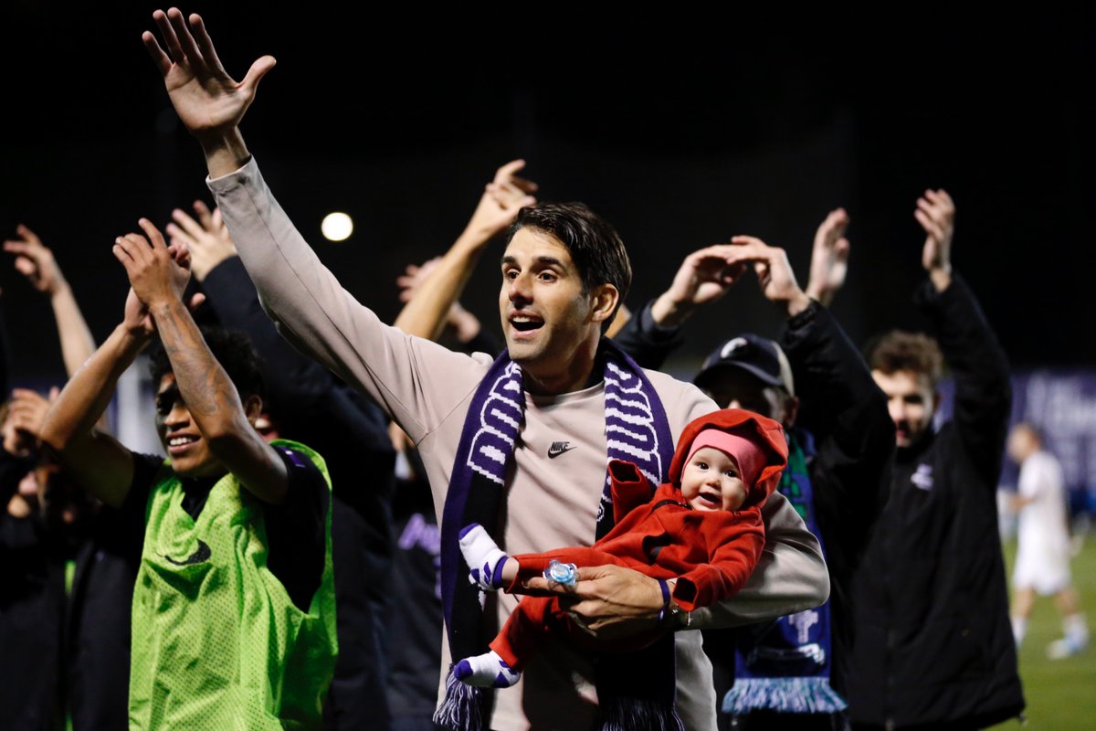 PortlandMSOC's tweet photo. Wrapping up another fun #MatchReplay! These nights on Merlo still give us chills. #MerloMagic #WeArePortland https://t.co/9dqNyphg13