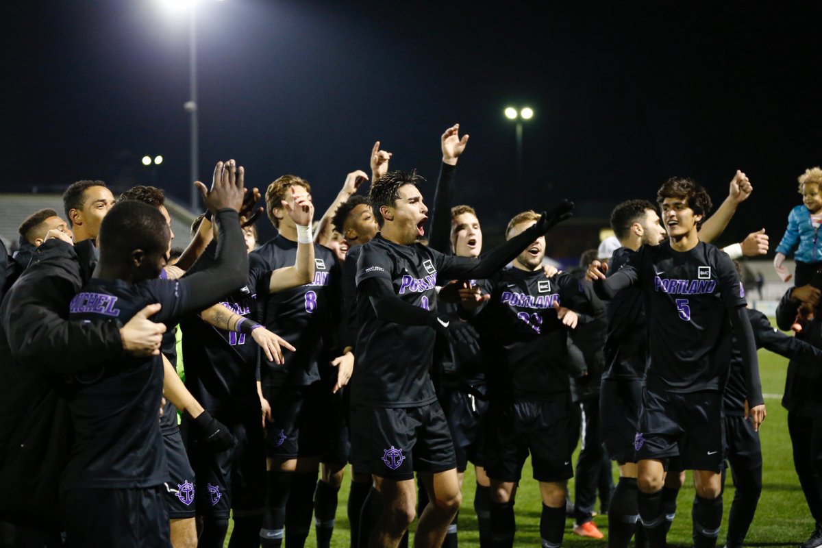 PortlandMSOC's tweet photo. Wrapping up another fun #MatchReplay! These nights on Merlo still give us chills. #MerloMagic #WeArePortland https://t.co/9dqNyphg13