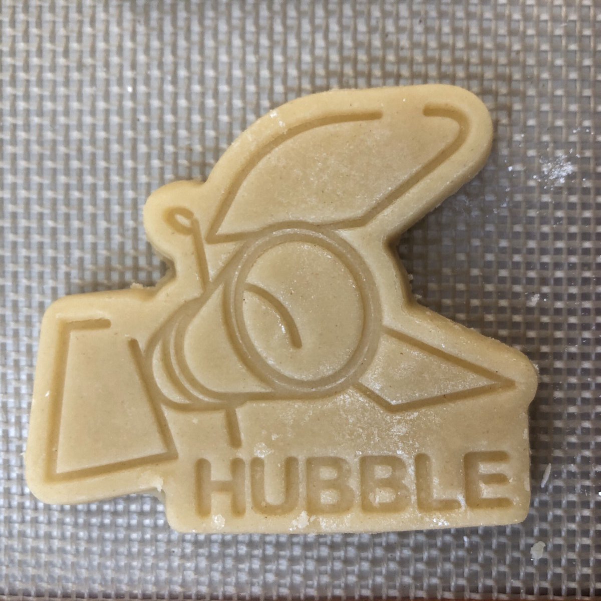 astro_az's tweet photo. I had plans to have a big celebration with @UcdAstro for Hubble’s 30th birthday, but instead I’ll have to settle for baking cookies. Happy Bday Hubble! I am honored to be part of your history. https://t.co/7lJZUFfnwx