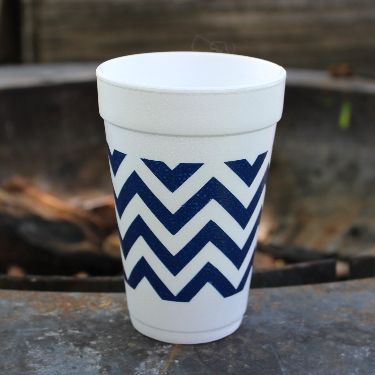 SimmsCups's tweet image. Our cup of the week is our Chevron pattern! Just in time for Mother’s Day!

Our cup of the week is always 𝟏𝟎% 𝐨𝐟𝐟

Shop now: simmscups.com/product-page/c…