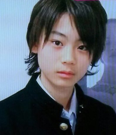 羊 V Twitter 学生時代は特に中性的に見られていた自覚があった菅田将暉さん レディースの服ばかり着ていた菅田将暉さん 羊 V Twitter 学生時代は特に中性的に見られていた自覚があった菅田将暉さん レディースの服ばかり着ていた菅田将暉さん