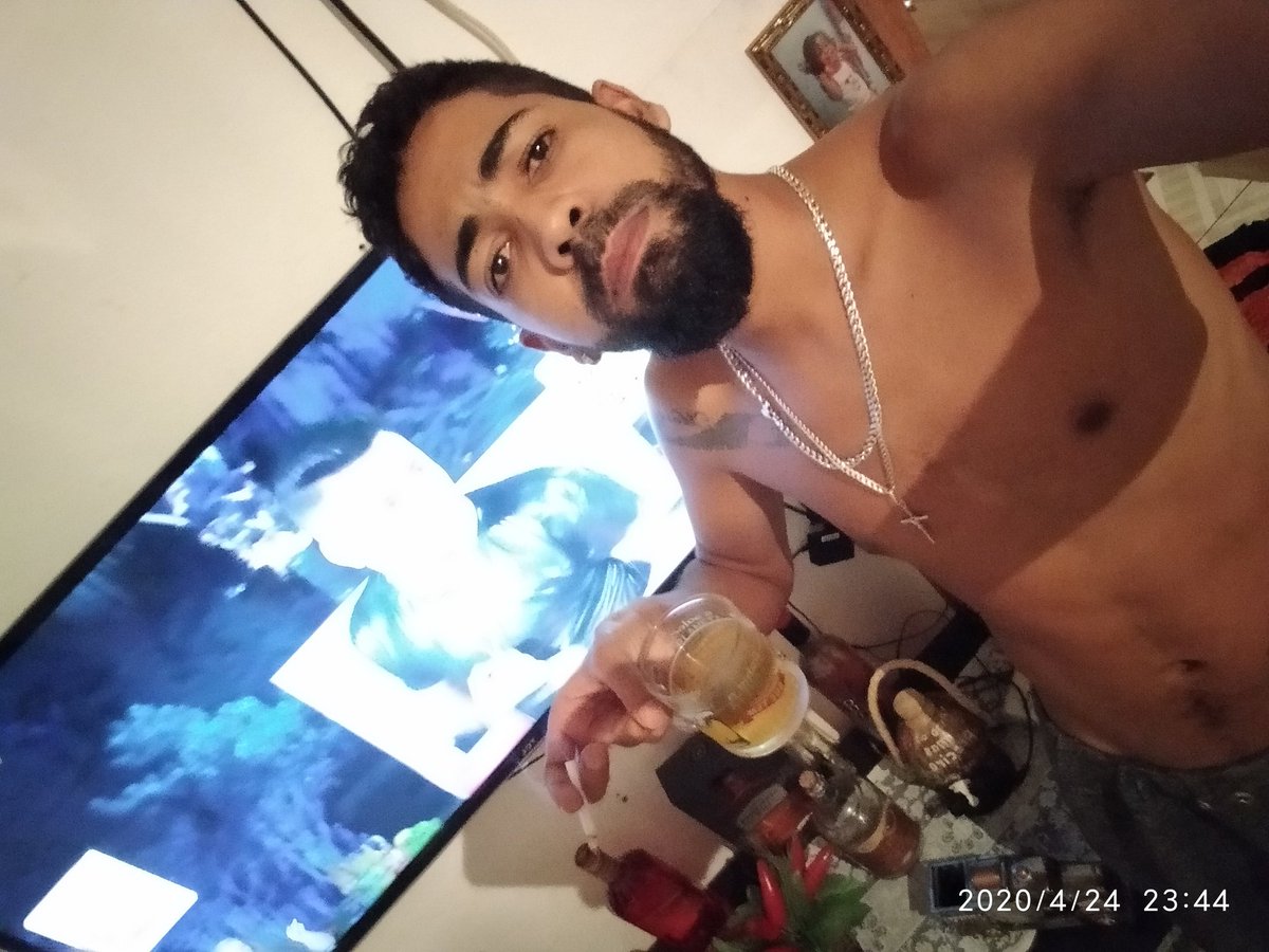 phverly's tweet photo. @felipearaujo_fa
#AtrasadinhaEmCasa

Vamo vamo....q vamo .. . https://t.co/MUDg9pm0sW