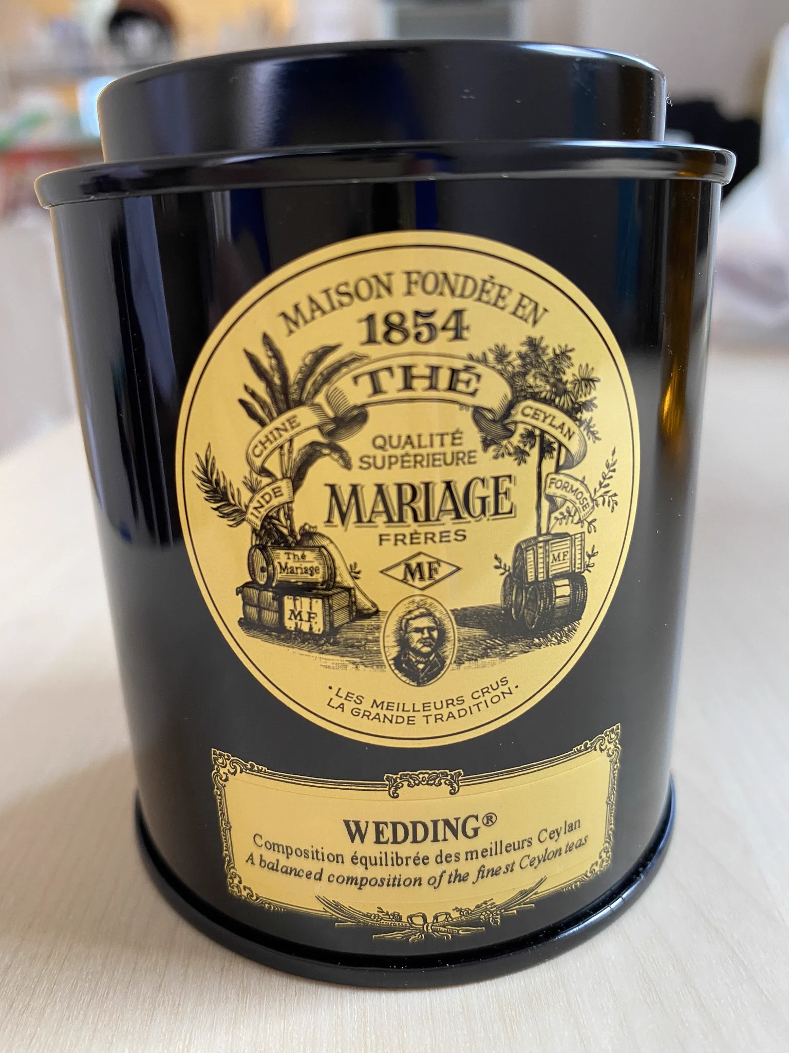 @4_enlarge マリアージュフレールいいですよね！
今はセイロン産のブレンド、Weddingを飲んでます！
と言っても、具体的にどの銘柄のブレンドなのか、飲んでも分からない、にわかなんですけども。。。 