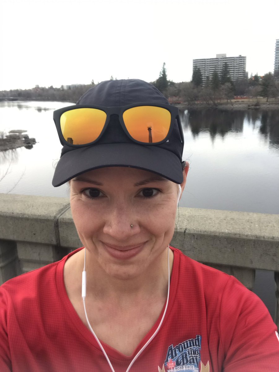 brown_marjie's tweet photo. A fun 10km #solorun in Ottawa to end the work week. @RunningRoom @asicscanada #ASICSRRVirtualEvent https://t.co/d7VEetSfxr