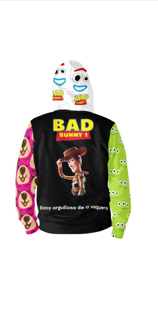 Diseño de Toy Story  ,pero con un diseño de Bad Bunny  es lo que lo hace auténtico <a href="/sanbenito/">Benito Antonio</a> @BadBunnyVoice_ <a href="/EsBadBunny/">Bad Bunny👁️</a> <a href="/bad_bunnypr/">BAD BUNNYpr</a> <a href="/badbunnycharts/">Bad Bunny Charts🌸 (HIATUS)</a> <a href="/badbunnyprnews/">Bad Bunny Updates</a> espero y les guste mi diseño una frase de Toy Story Hasta el Infinito ,¡ Y más allá ! <a href="/DisneySpain/">Disney España</a> <a href="/Disney/">Disney</a>